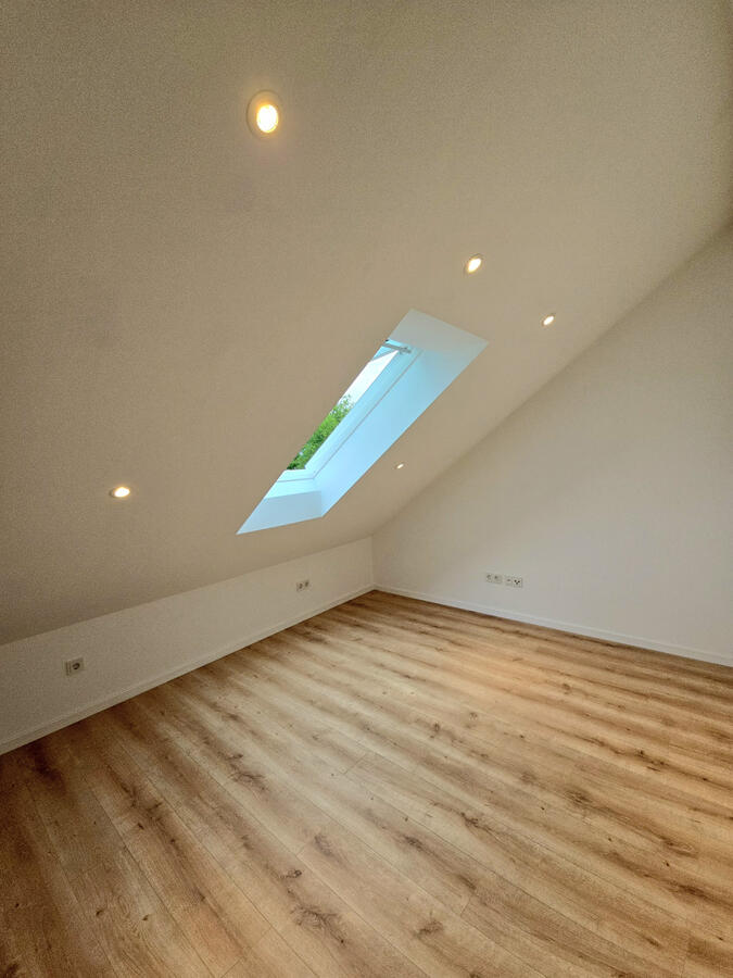 Büro/Ankleide/Kinder