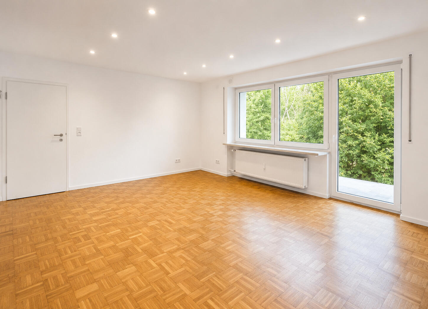Moderner Wohnbereich einer Neubauwohnung in Plattling